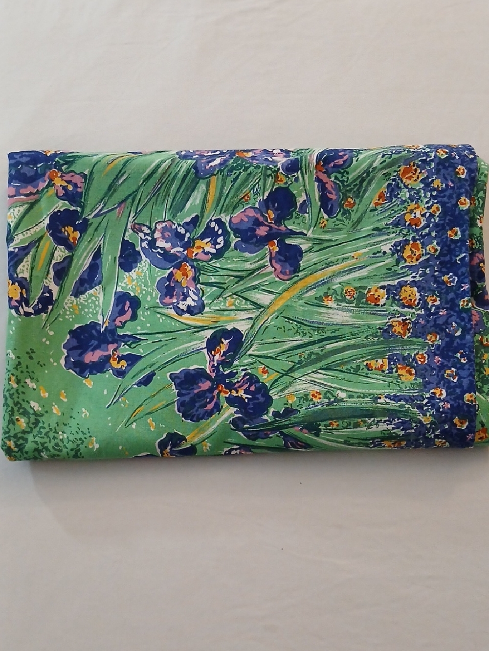 Gorgeous Floral Tablecloth